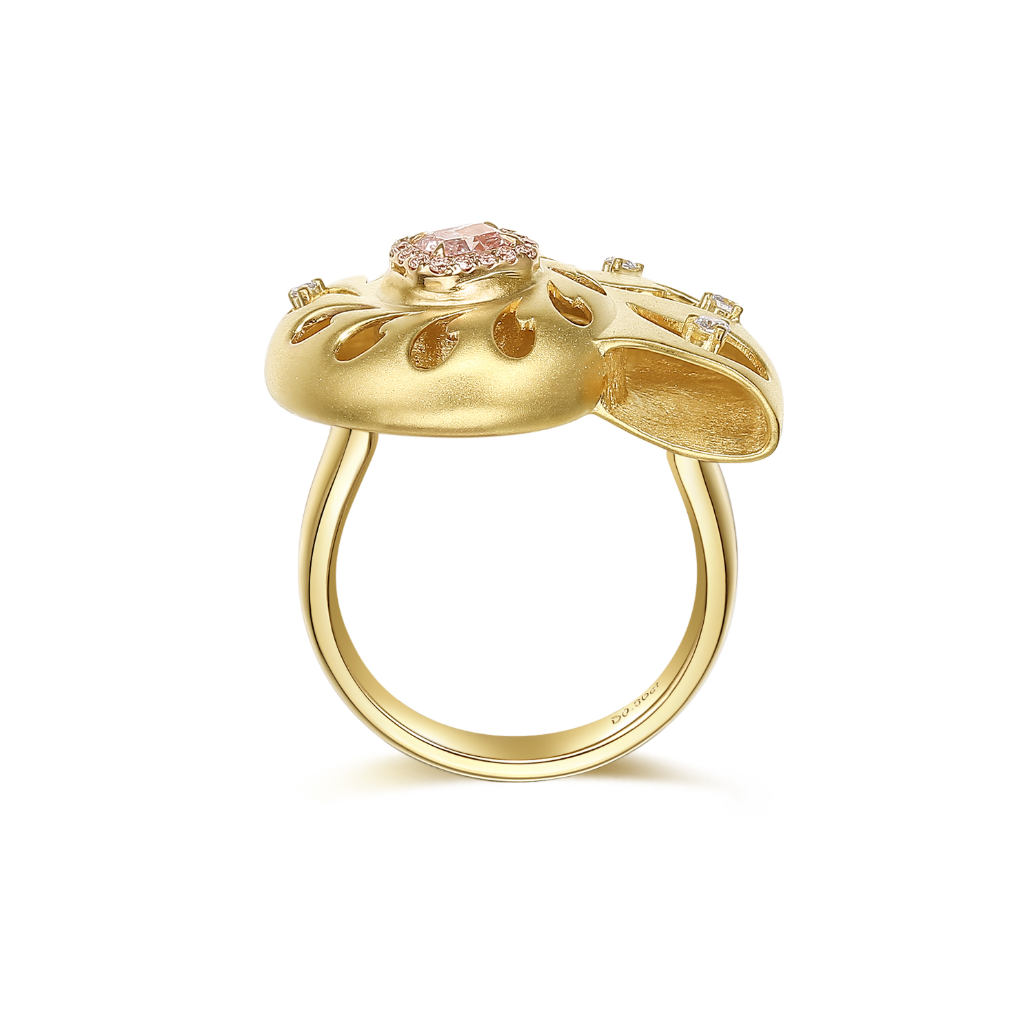 Close-up image of Sonja-T Filigree Inlay ring showing 0.03 mm gold threadwork