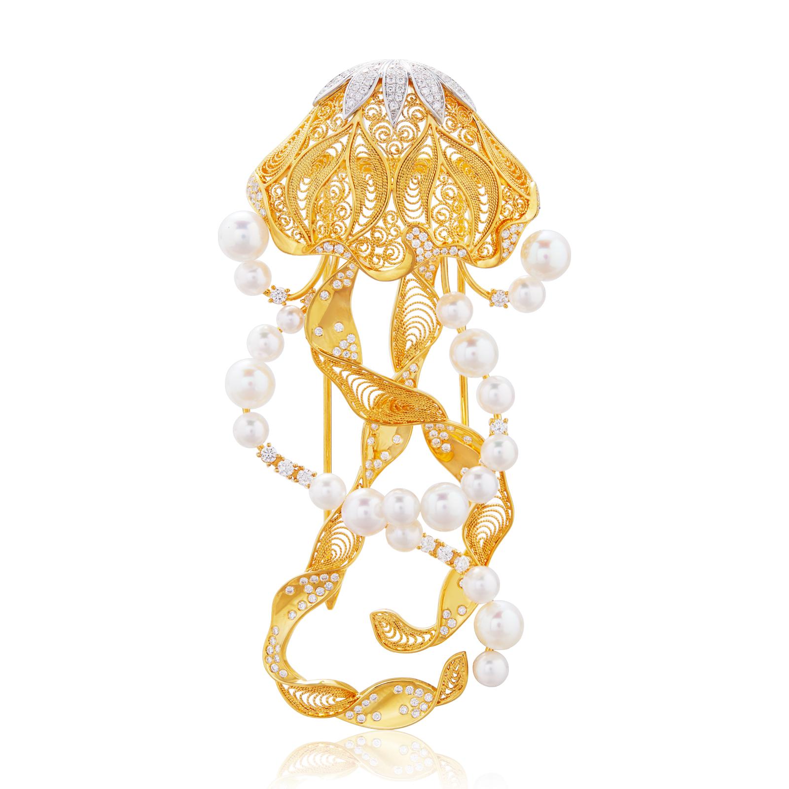 Luminous Jelly Pearl Brooch 4