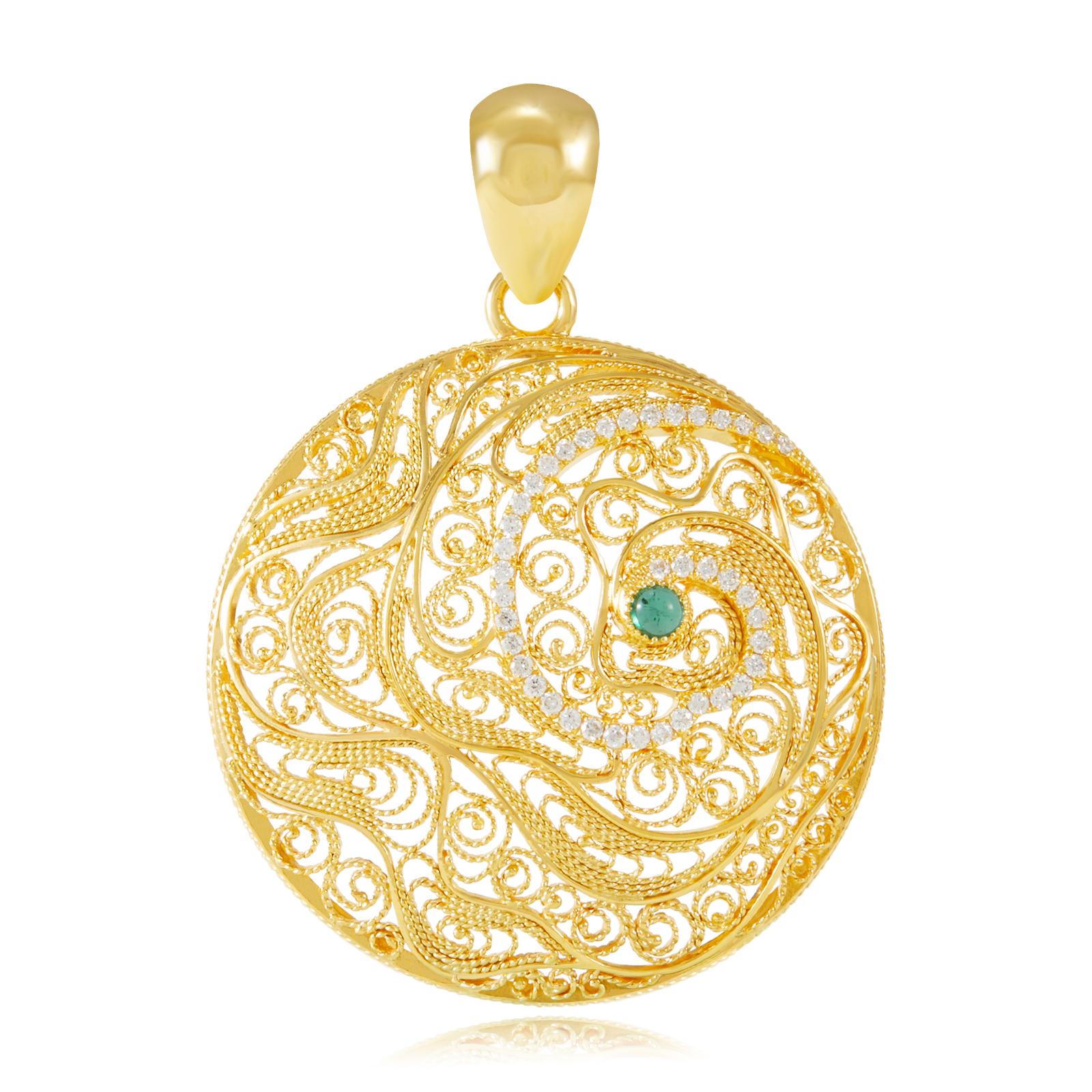 Golden Star Swirl – Heart of the Sea Pendant 4