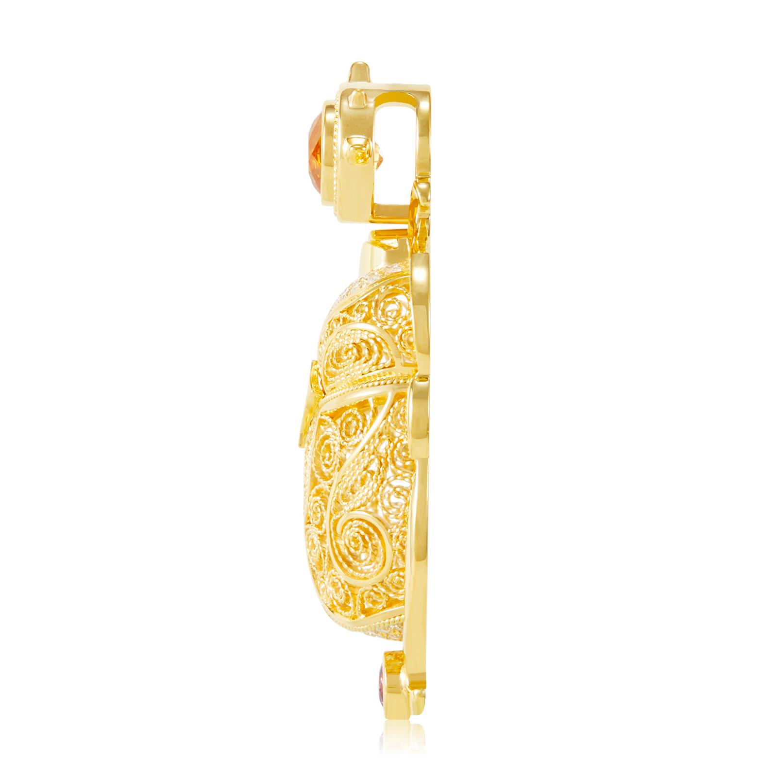 Golden Guard – Eternal Shield Pendant 1